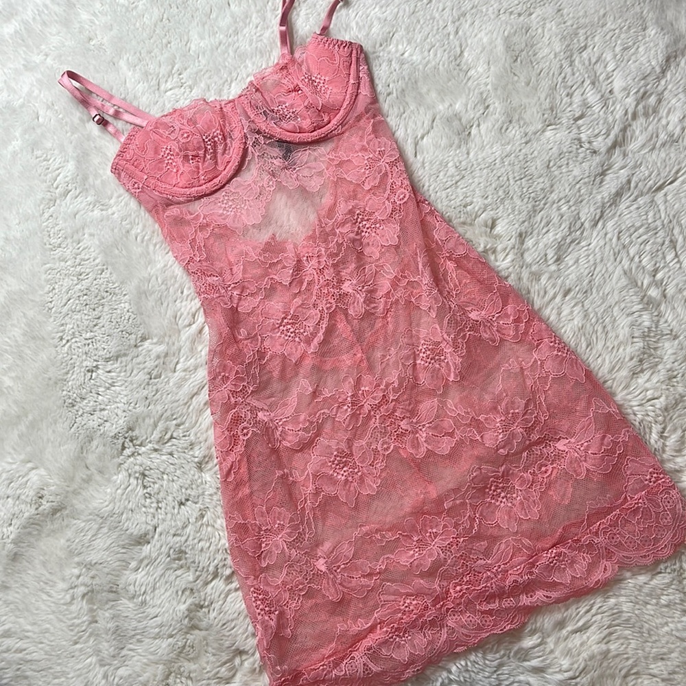 Victoria’s Secret Chemise - SIZE: XS